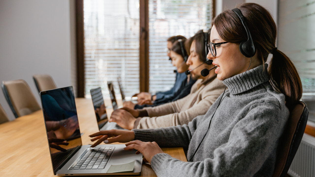 Can You Use a Scheduling Tool as a CRM? Here’s What You Need to Know