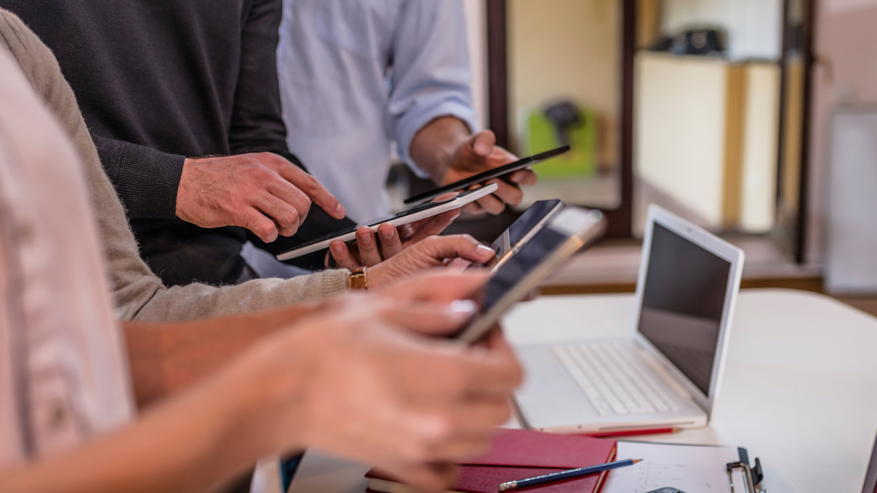 How to Manage Multiple Calendars Efficiently Using a Single App