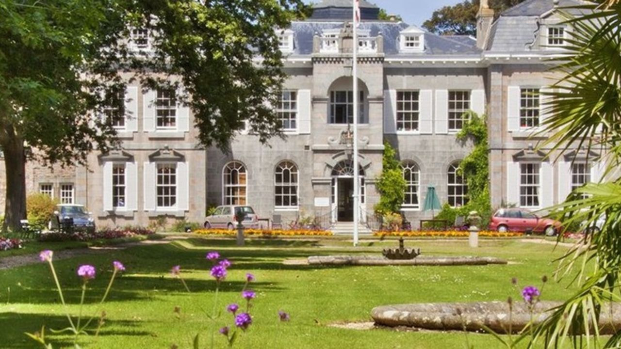 Dog Friendly Saumarez Park